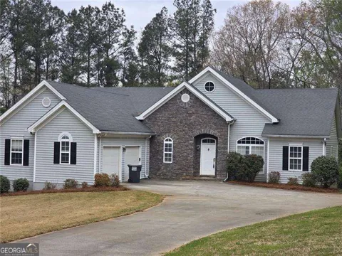 7387 Milam RD