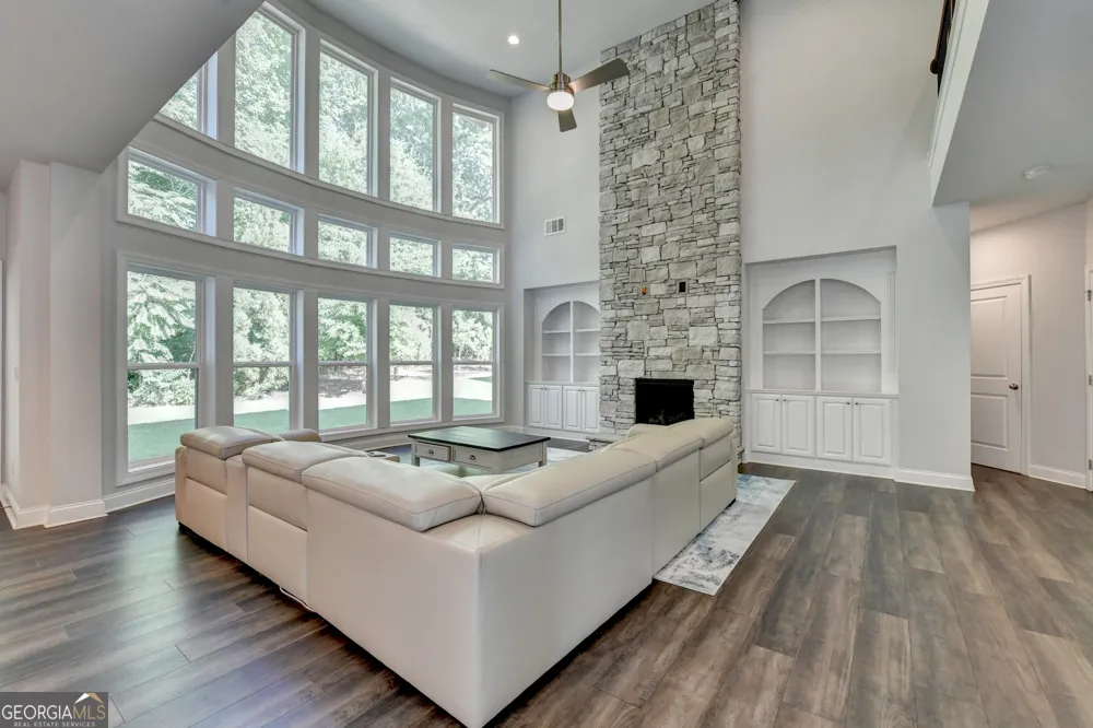 232 Wild Rose CIR Holly Springs, GA 30115
