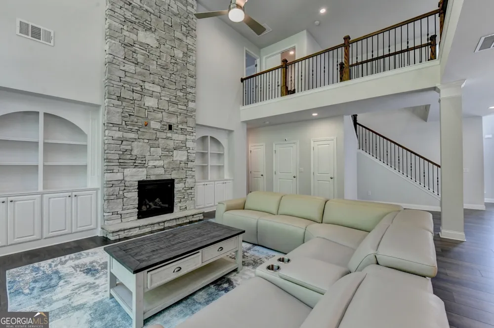 232 Wild Rose CIR Holly Springs, GA 30115