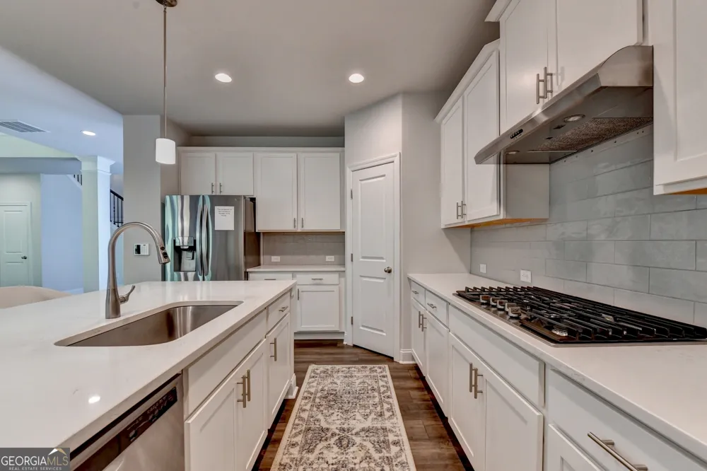 232 Wild Rose CIR Holly Springs, GA 30115