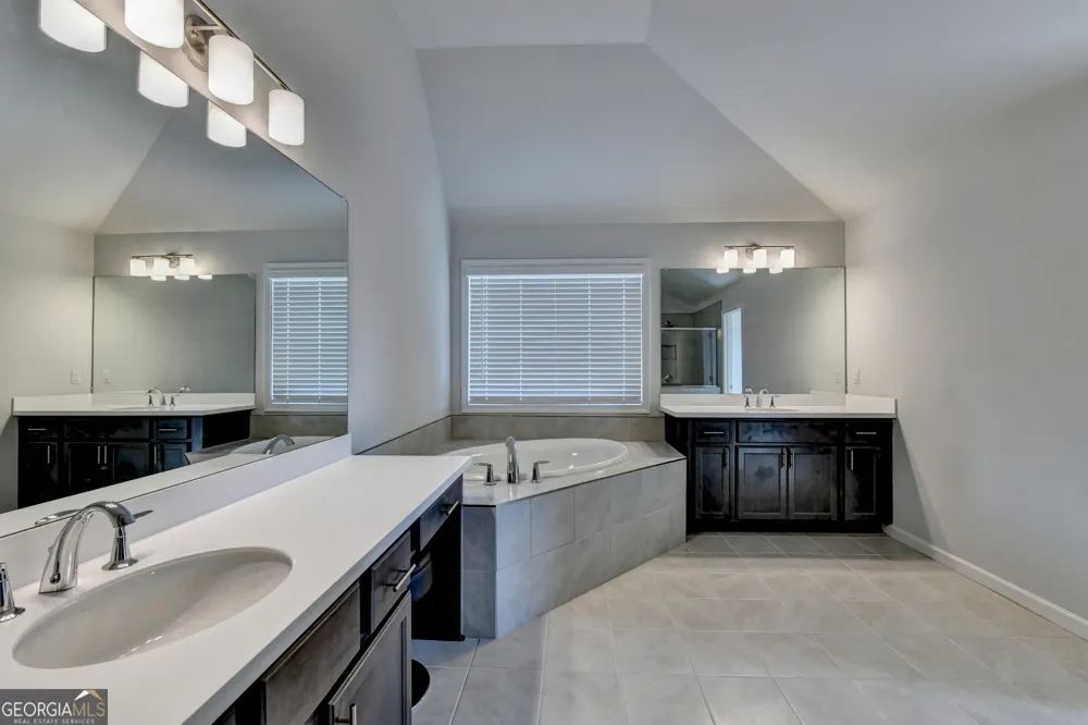 232 Wild Rose CIR Holly Springs, GA 30115