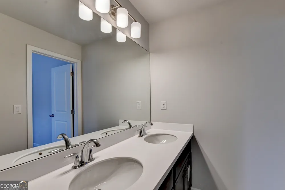 232 Wild Rose CIR Holly Springs, GA 30115