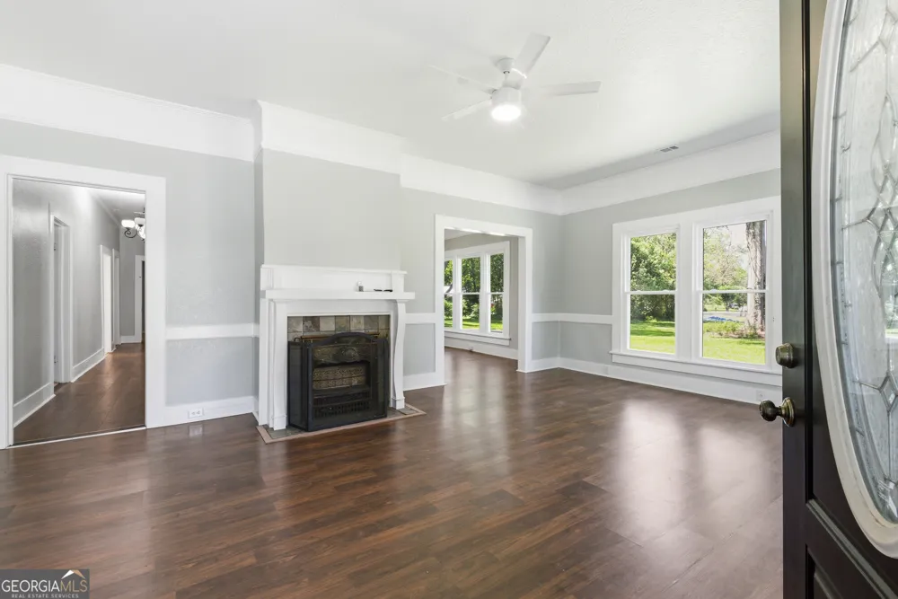 23 Warnock ST Register, GA 30452