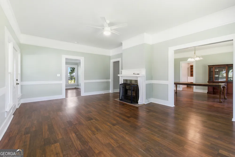 23 Warnock ST Register, GA 30452
