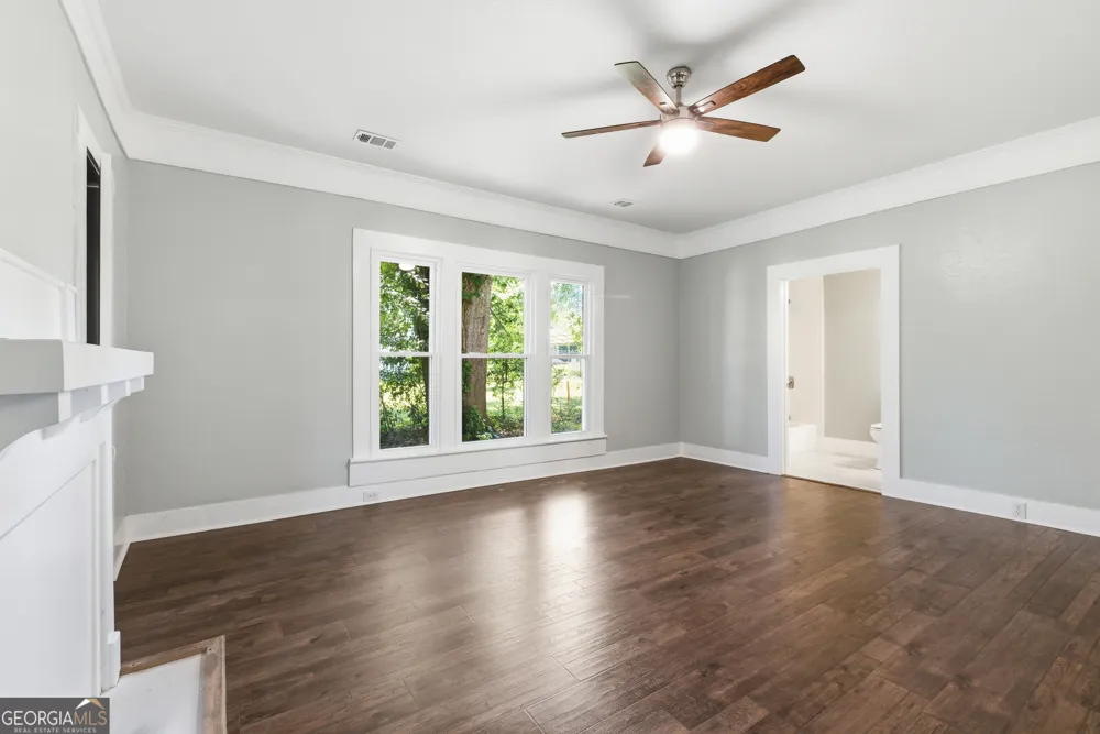23 Warnock ST Register, GA 30452
