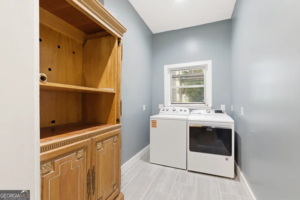23 Warnock ST Register, GA 30452