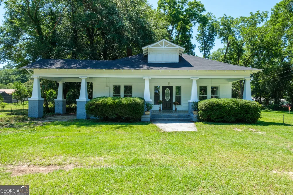 23 Warnock ST Register, GA 30452