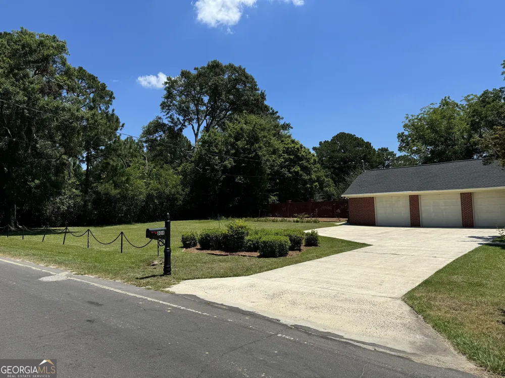 808 Harvey ST Millen, GA 30442