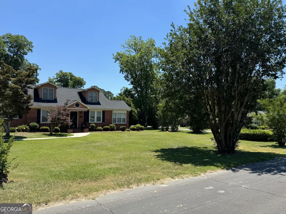 808 Harvey ST Millen, GA 30442