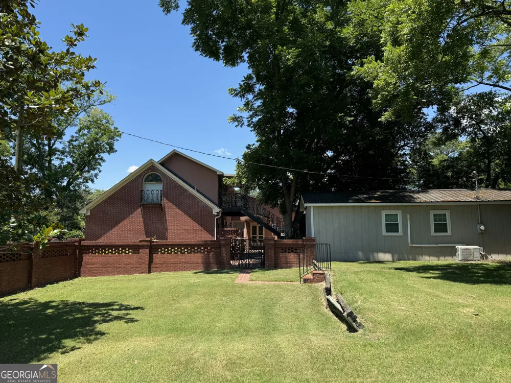 808 Harvey ST Millen, GA 30442