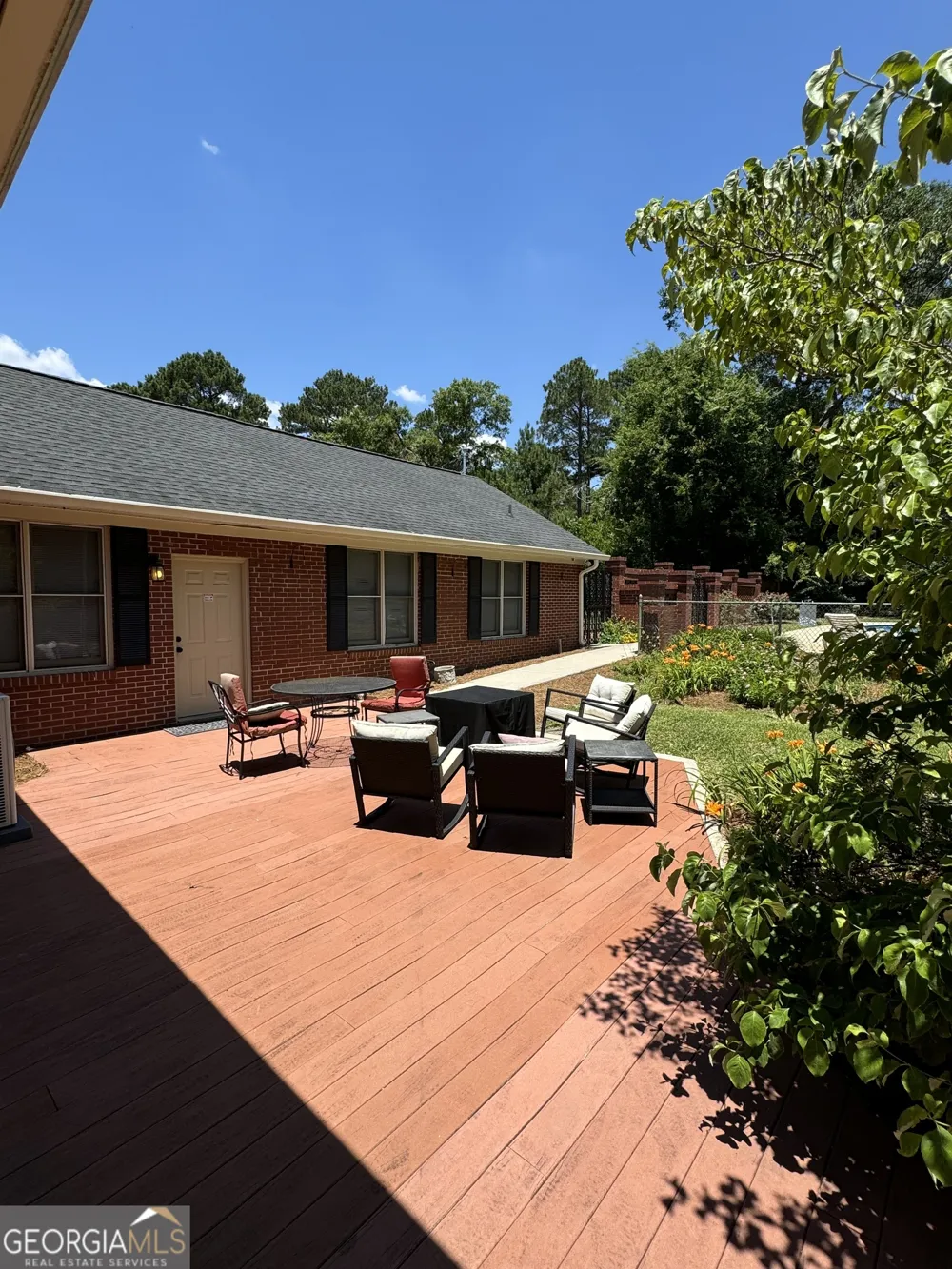 808 Harvey ST Millen, GA 30442