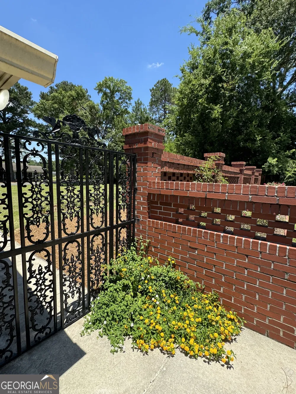 808 Harvey ST Millen, GA 30442