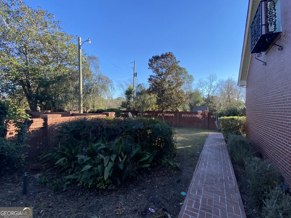 808 Harvey ST Millen, GA 30442