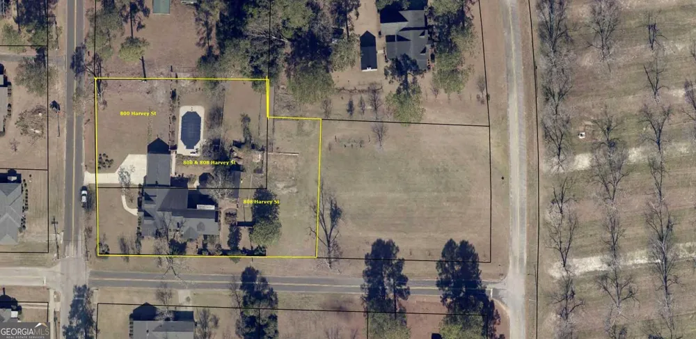 808 Harvey ST Millen, GA 30442
