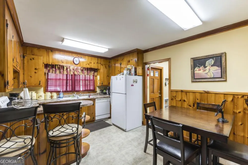 304 Broad ST Hawkinsville, GA 31036