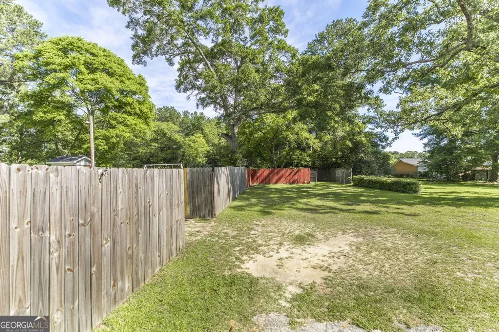 304 Broad ST Hawkinsville, GA 31036