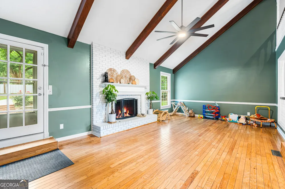 300 GA Highway 42 Byron, GA 31008