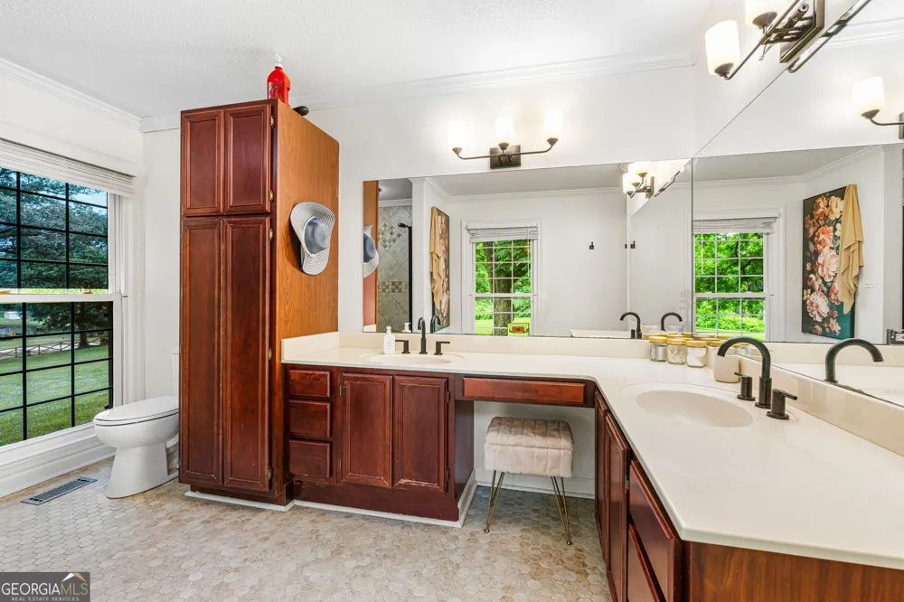 300 GA Highway 42 Byron, GA 31008