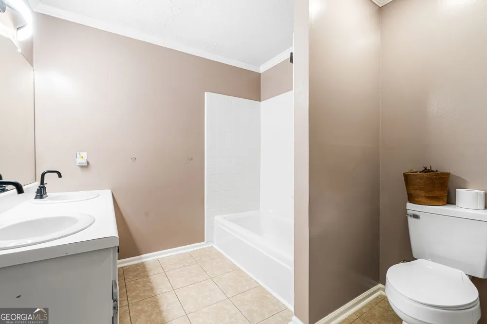 300 GA Highway 42 Byron, GA 31008
