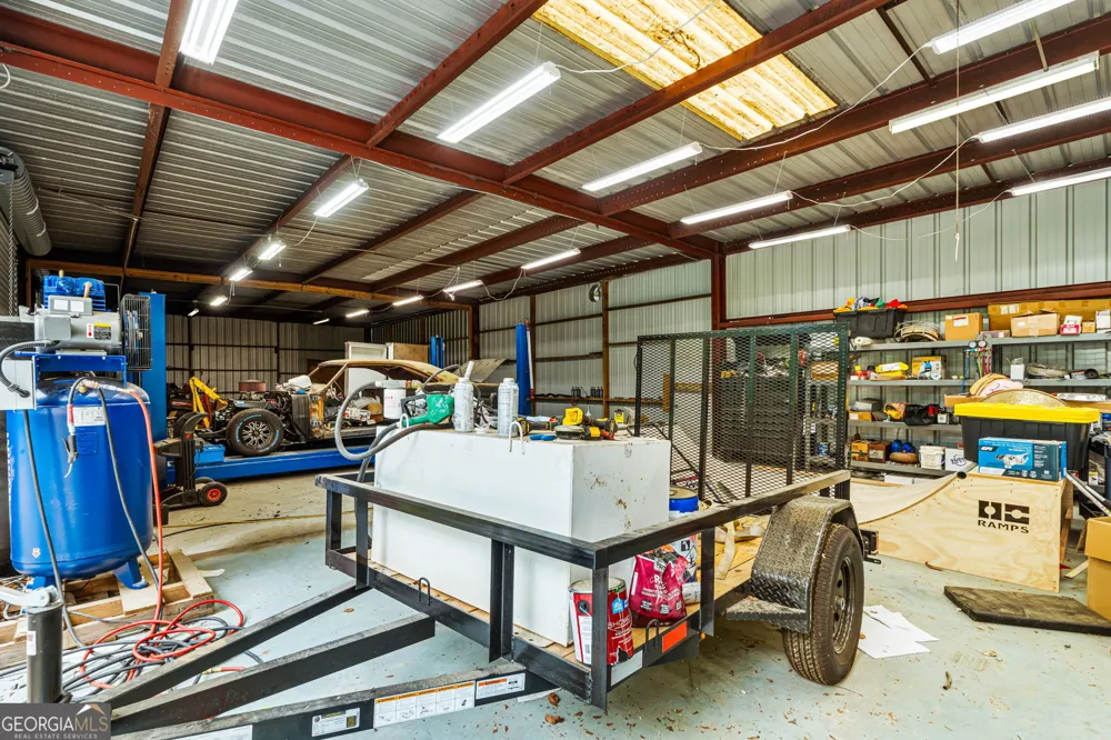 300 GA Highway 42 Byron, GA 31008
