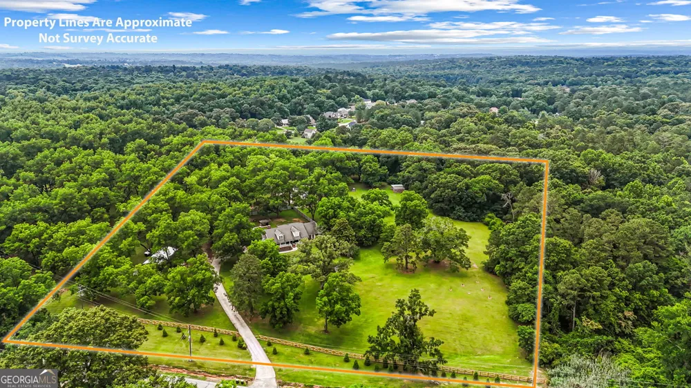 300 GA Highway 42 Byron, GA 31008