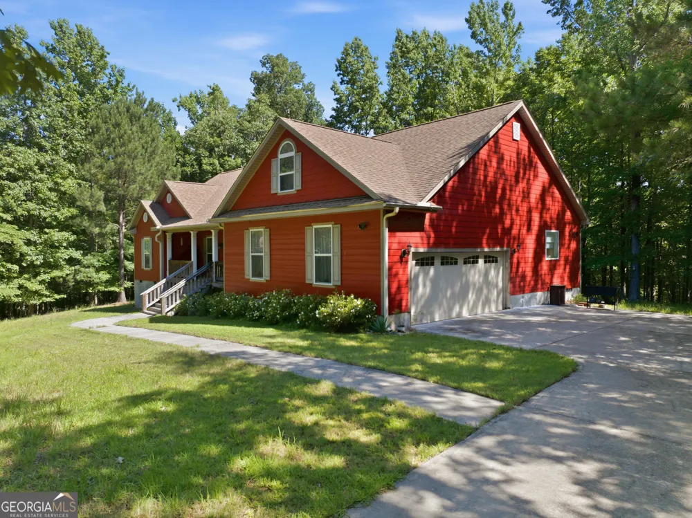 1089 N North Pointe DR Tignall, GA 30668