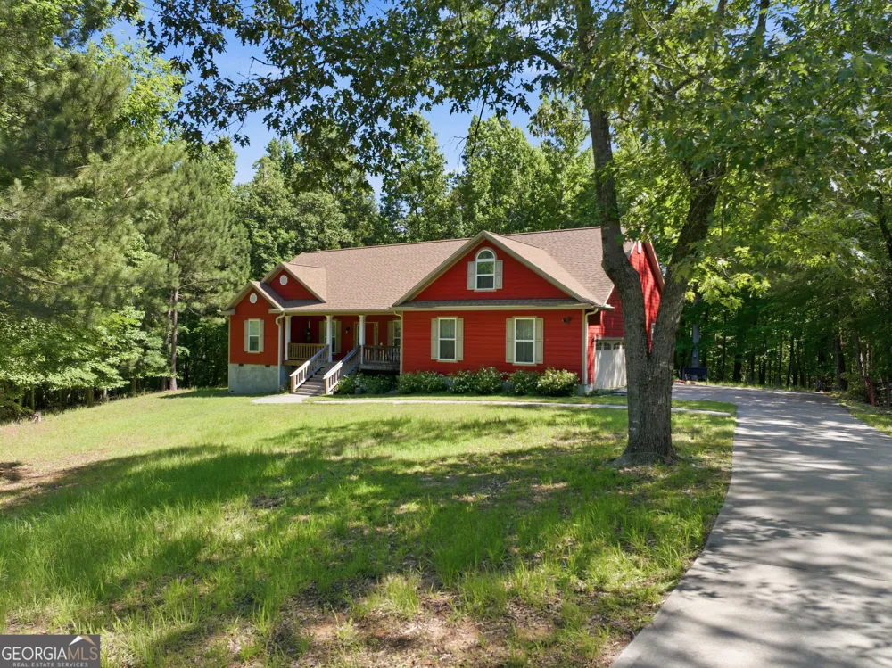 1089 N North Pointe DR Tignall, GA 30668