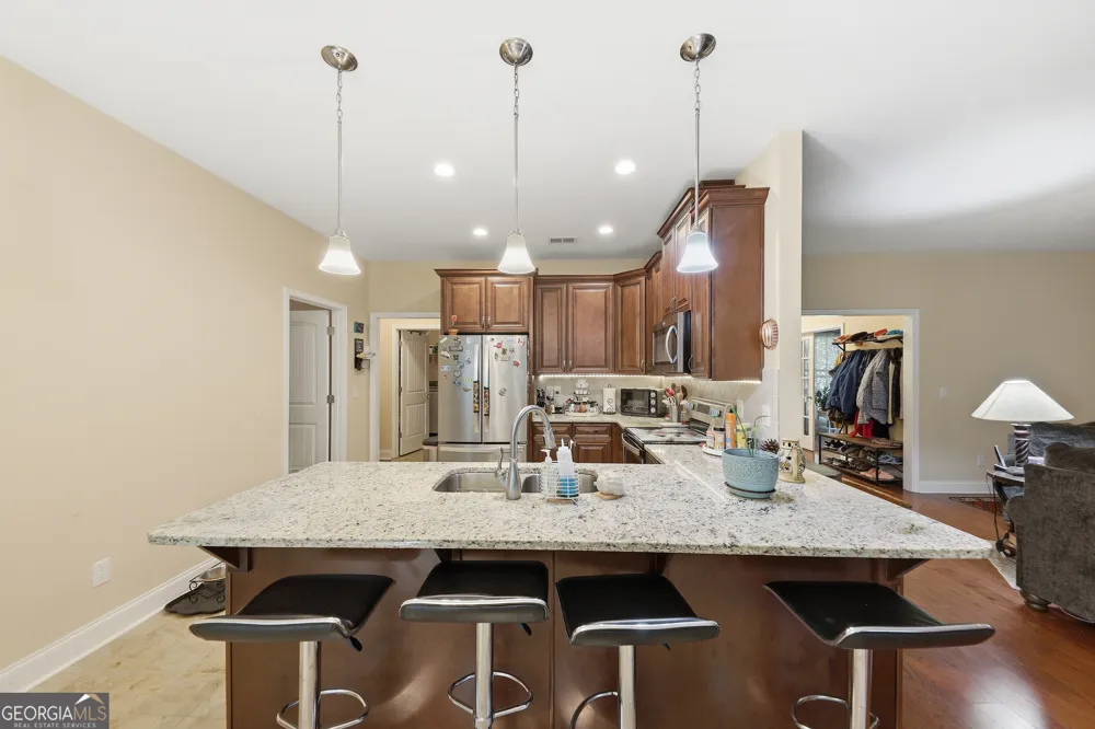 1089 N North Pointe DR Tignall, GA 30668