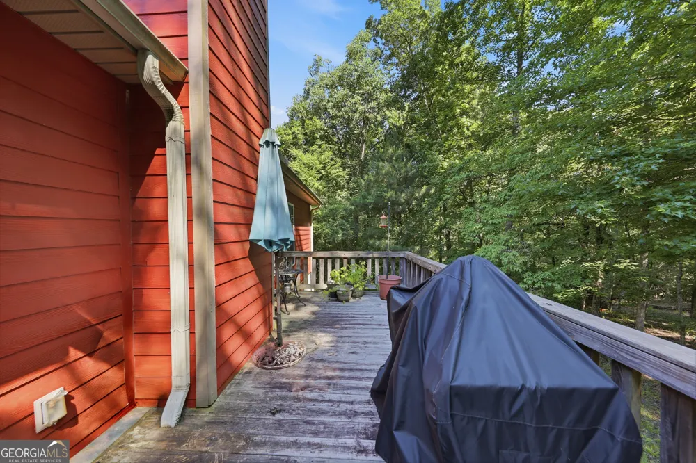 1089 N North Pointe DR Tignall, GA 30668