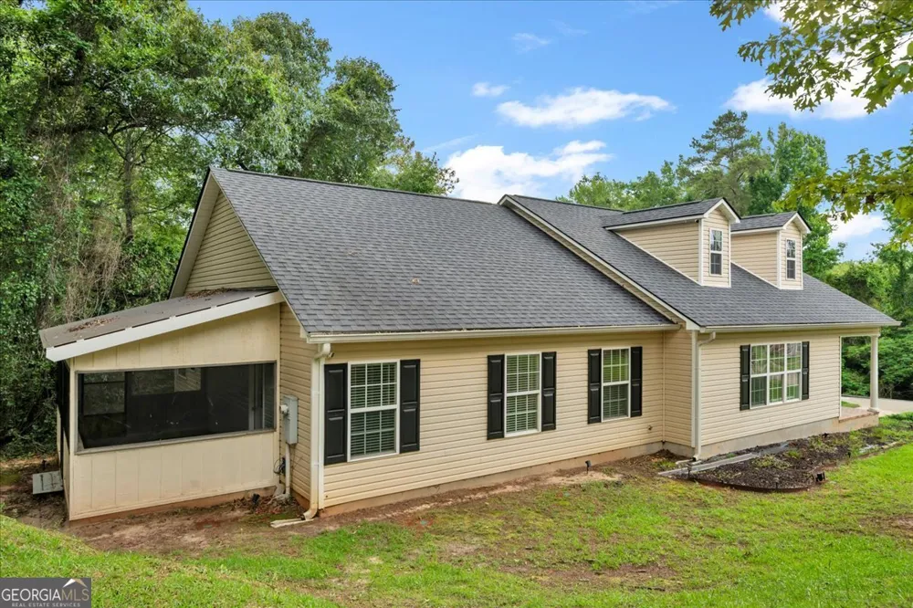 222 Blue Ridge LN Warner Robins, GA 31088