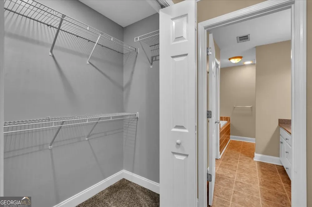 222 Blue Ridge LN Warner Robins, GA 31088