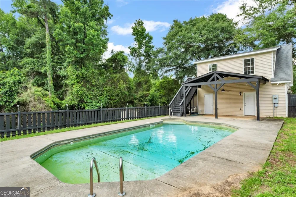 222 Blue Ridge LN Warner Robins, GA 31088