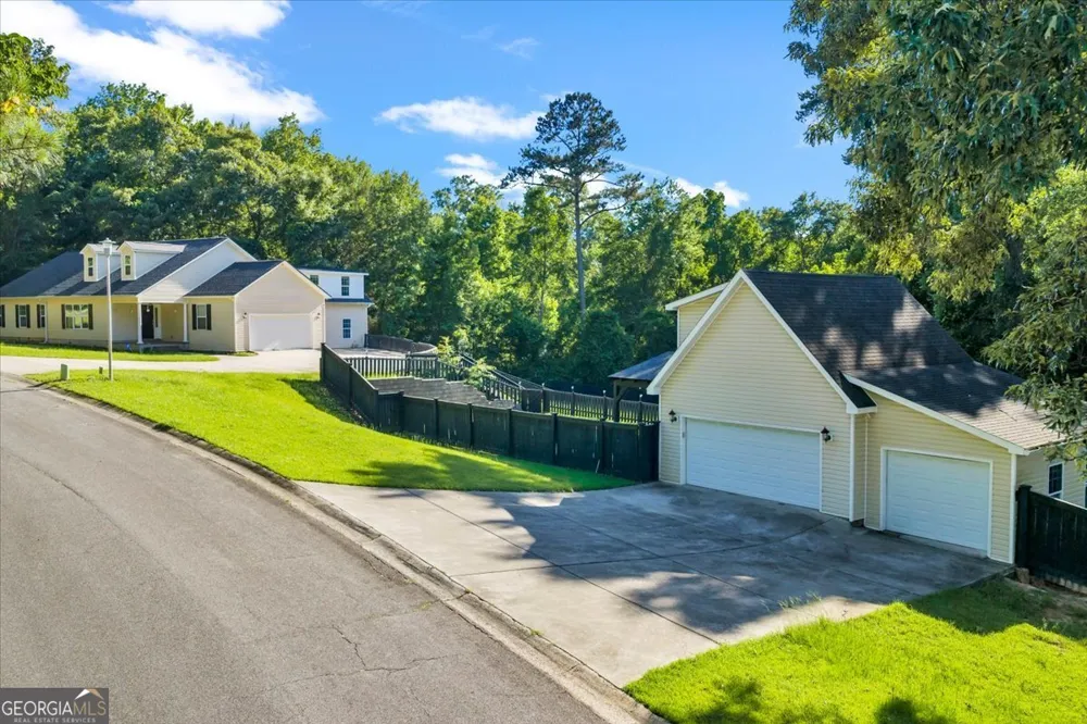 222 Blue Ridge LN Warner Robins, GA 31088