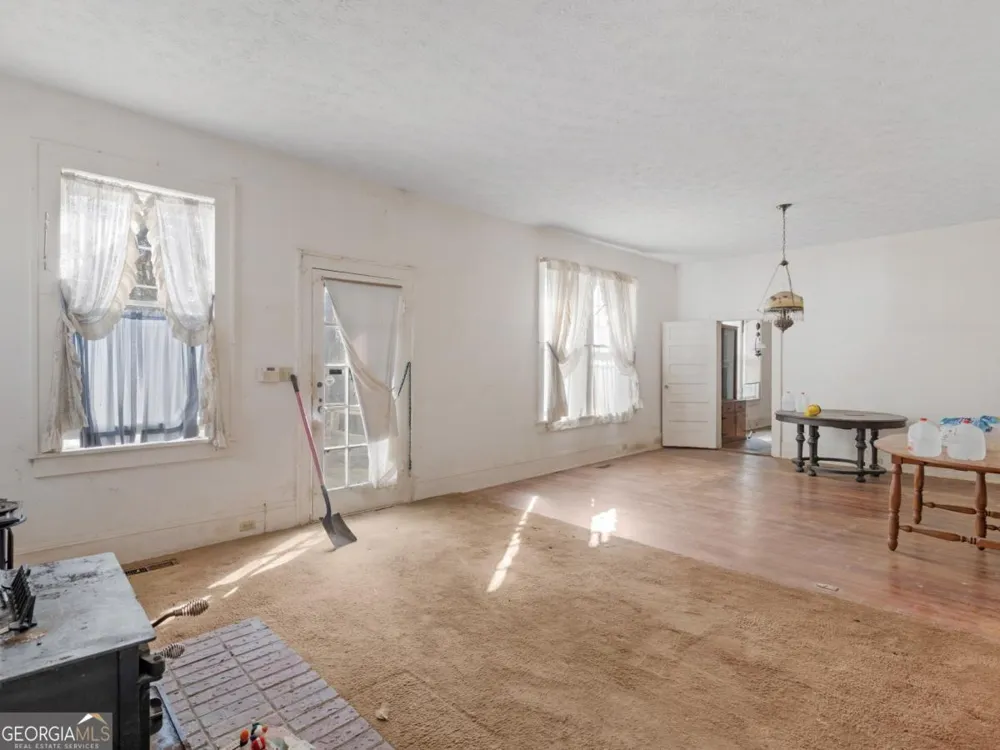 481 Turner RD Concord, GA 30206