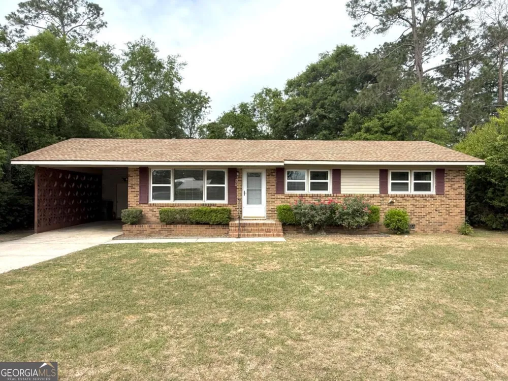 220 High ST Adel, GA 31620