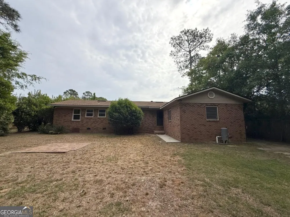 220 High ST Adel, GA 31620