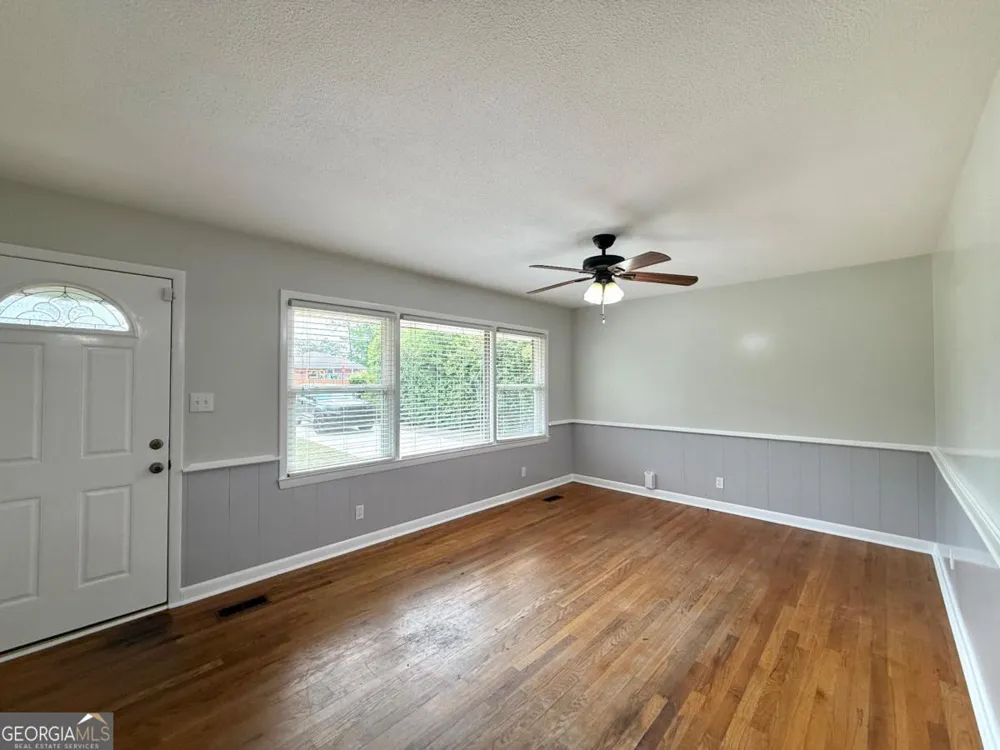 220 High ST Adel, GA 31620