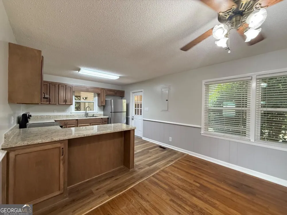 220 High ST Adel, GA 31620