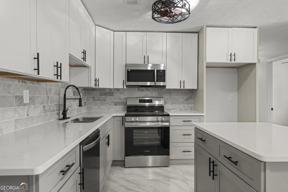 2312 Burnside DR Columbus, GA 31907
