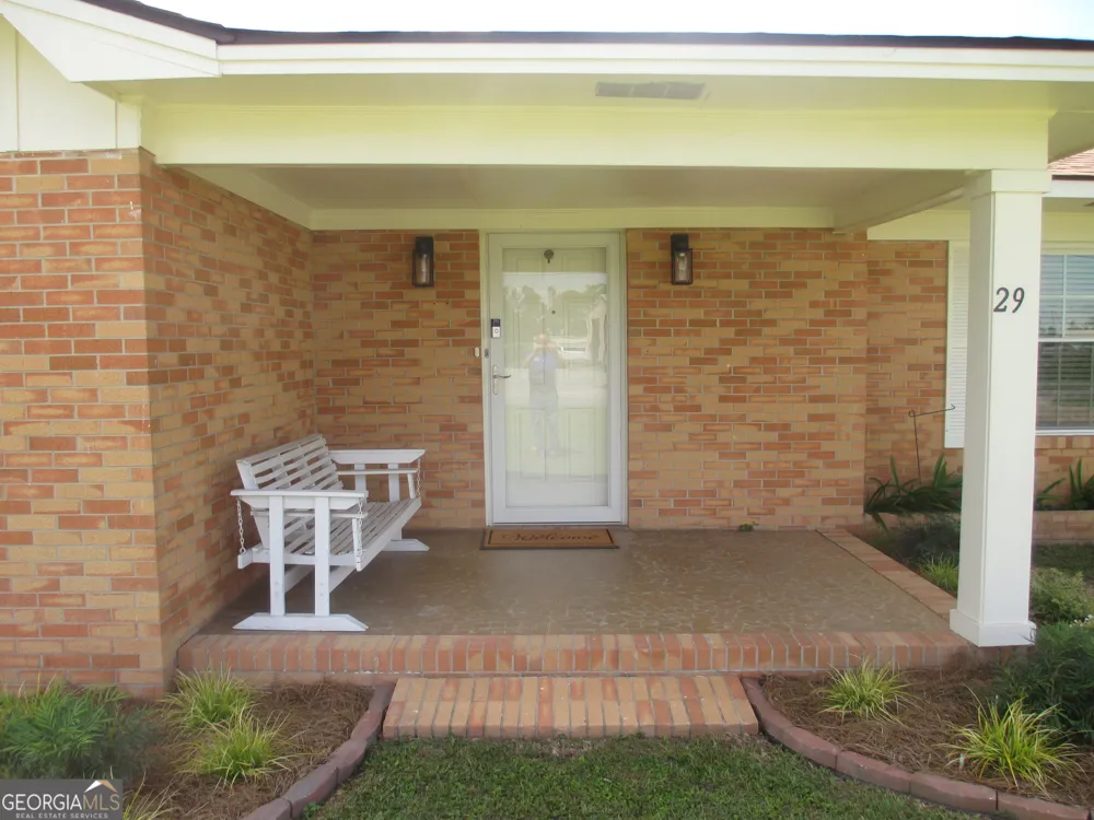 29 Pine Forest AVE Hazlehurst, GA 31539