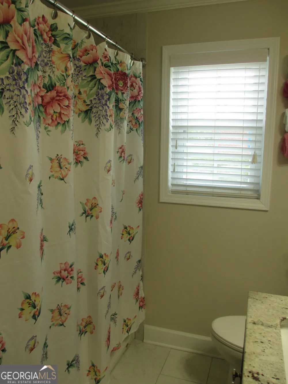 29 Pine Forest AVE Hazlehurst, GA 31539