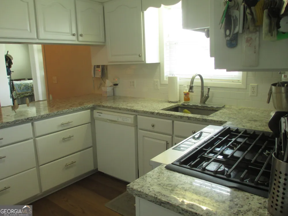 29 Pine Forest AVE Hazlehurst, GA 31539