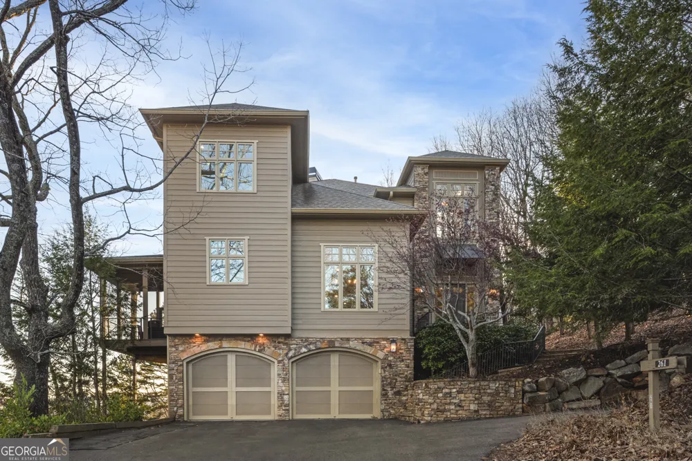 261 Falcon HTS Big Canoe, GA 30143