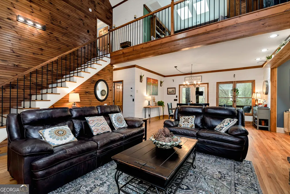 1060 Golden AVE Dahlonega, GA 30533