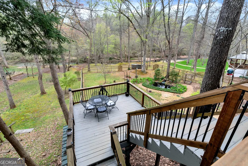 1060 Golden AVE Dahlonega, GA 30533