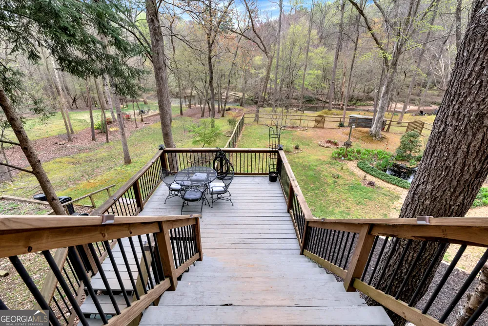 1060 Golden AVE Dahlonega, GA 30533
