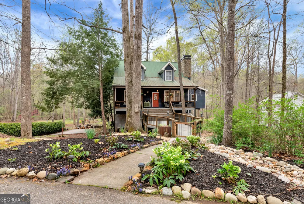 1060 Golden AVE Dahlonega, GA 30533