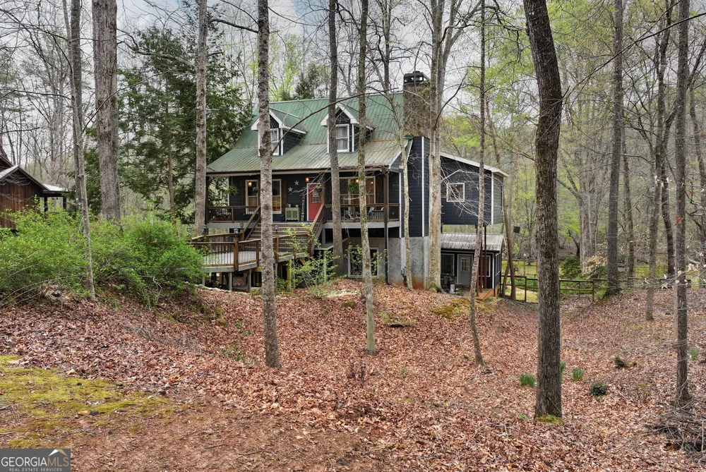 1060 Golden AVE Dahlonega, GA 30533