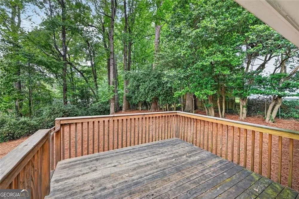 2037 Longview WAY Chamblee, GA 30341