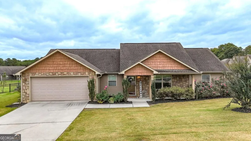 210 Madison DR SW Calhoun, GA 30701